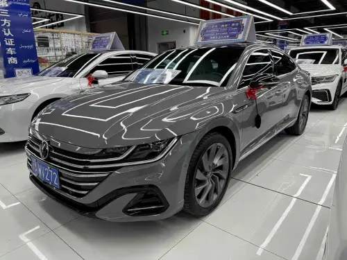 Volkswagen CC, 2023