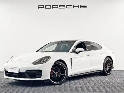 Porsche Panamera, 2022