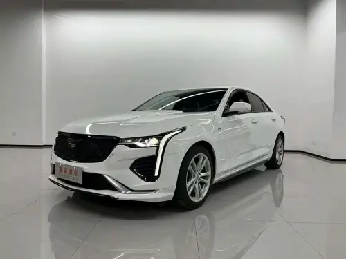 Cadillac CT4, 2022