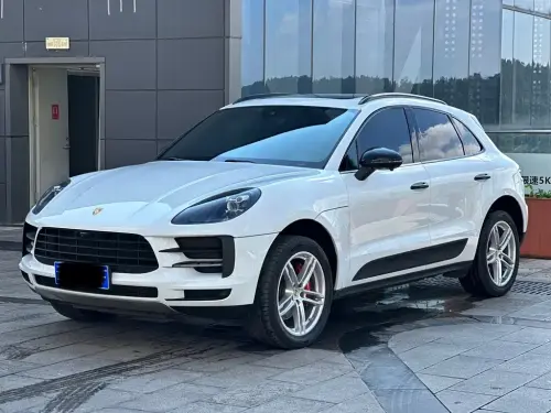 Porsche Macan, 2022