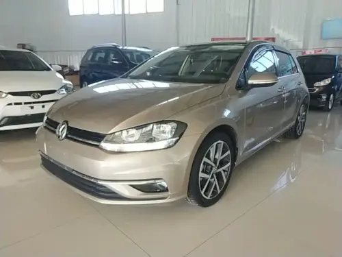 Volkswagen Golf, 2020