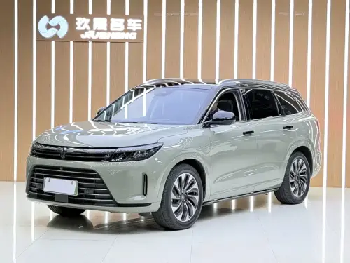 AITO M7, 2022