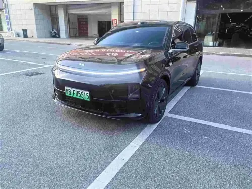 Li Auto L6, 2025