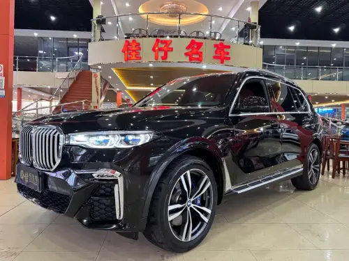 BMW X7, 2021