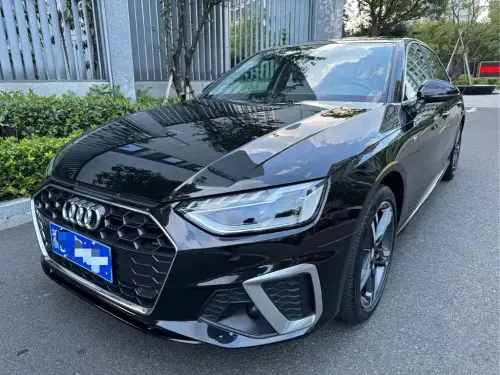 Audi A4, 2021