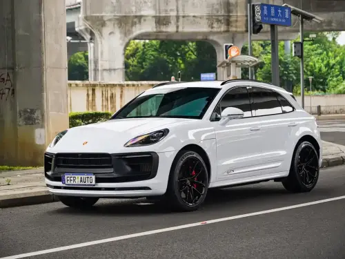 Porsche Macan, 2022