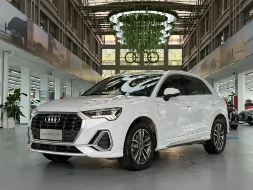 Audi Q3, 2021