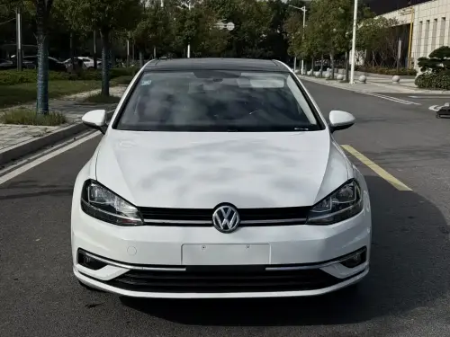 Volkswagen Golf, 2020