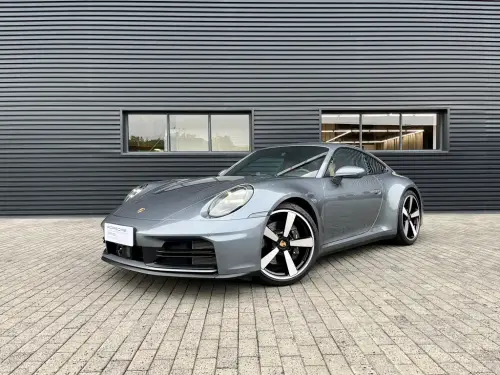 Porsche 911, 2025