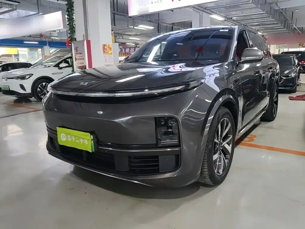 Li Auto L8, 2022