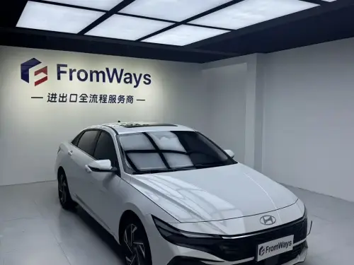 Hyundai Elantra, 2026