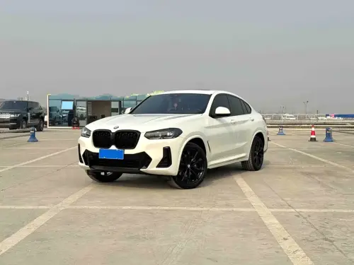 BMW X4, 2022