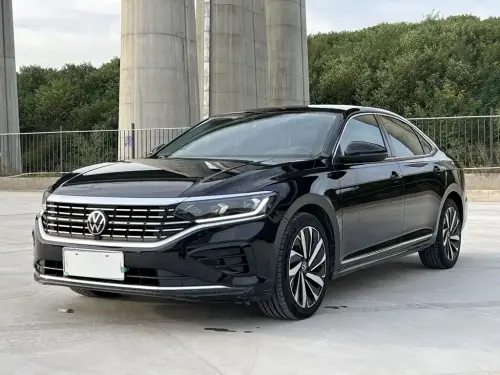 Volkswagen Passat, 2023