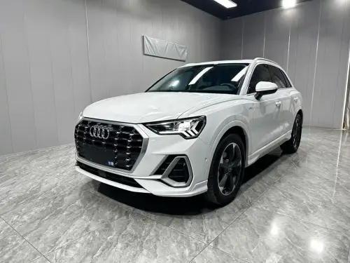 Audi Q3, 2022