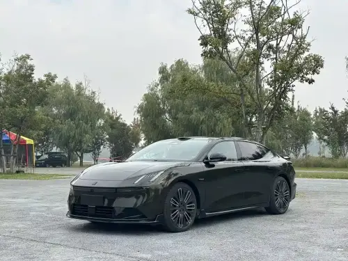 Lynk & Co 10, 2025