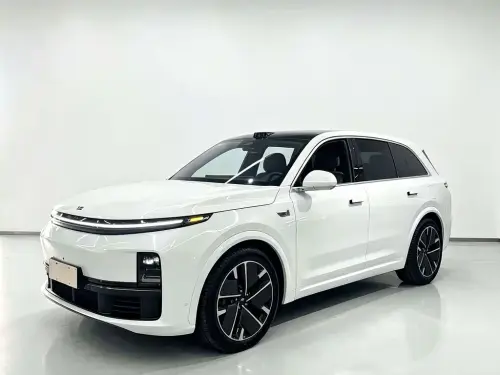 Li Auto L7, 2025