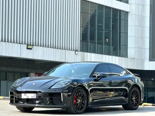 Porsche Panamera, 2024