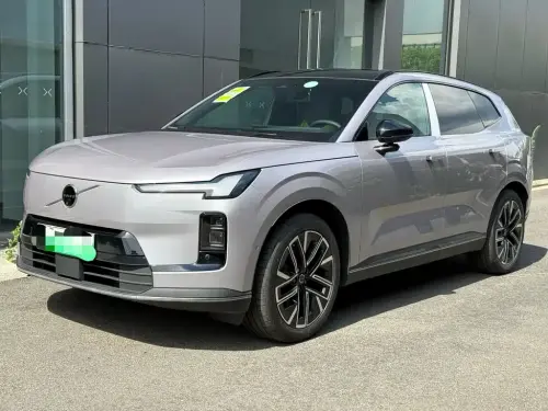 Volvo XC70, 2025