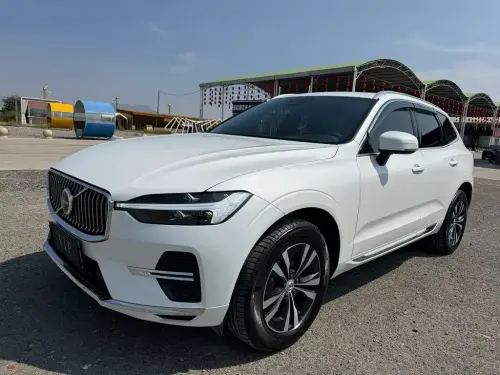 Volvo XC60, 2025