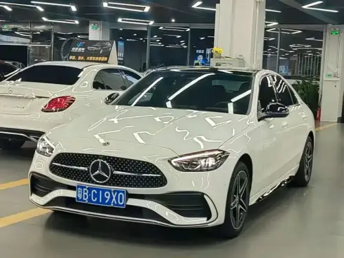 Mercedes-Benz C-Class, 2024