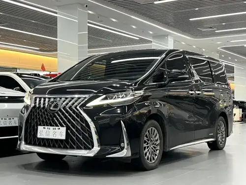Lexus LM, 2021