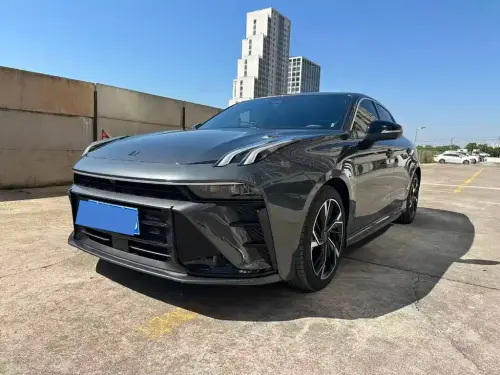 Lynk & Co 03, 2025