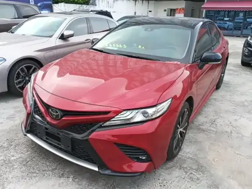 Toyota Camry, 2020