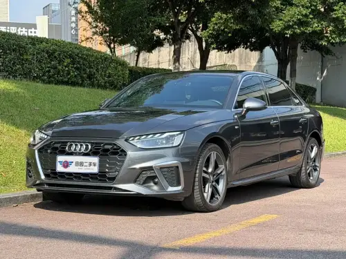 Audi A4, 2022