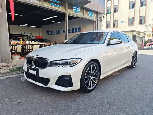 BMW 3-Series, 2020