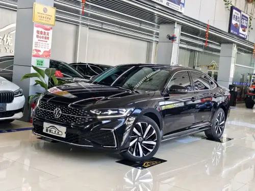 Volkswagen Passat, 2021