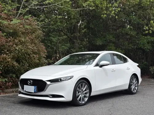 Mazda Mazda3 Axela, 2024