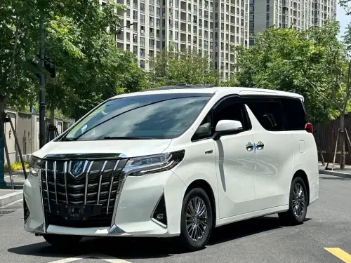 Toyota Alphard, 2022