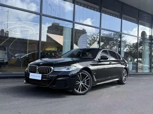 BMW 5-Series, 2023