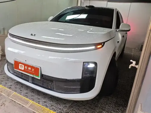 Li Auto L6, 2024