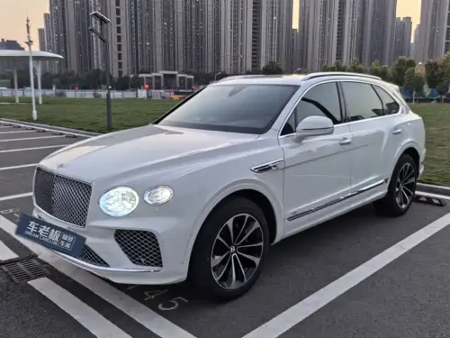 Bentley Bentayga, 2021
