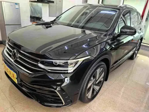 Volkswagen Tiguan, 2023