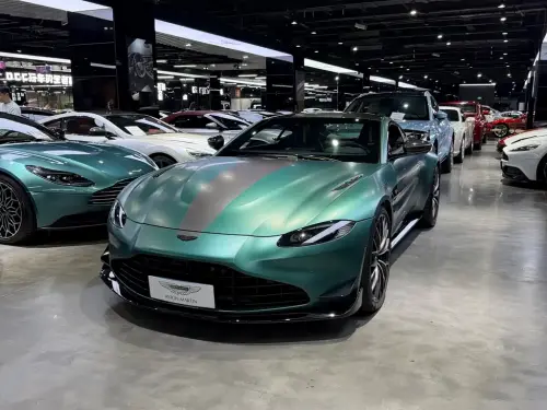 Aston Martin V8 Vantage, 2023