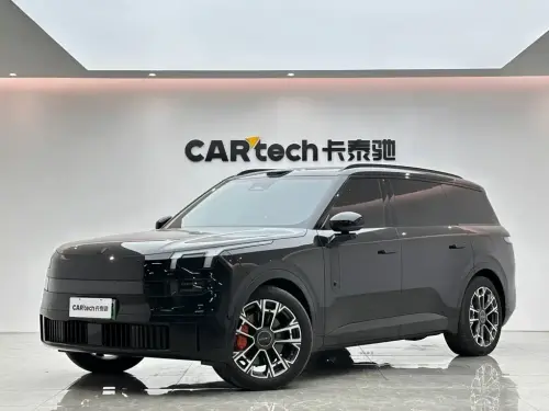 Lynk & Co 900, 2025