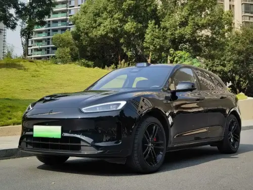 AITO M5, 2025