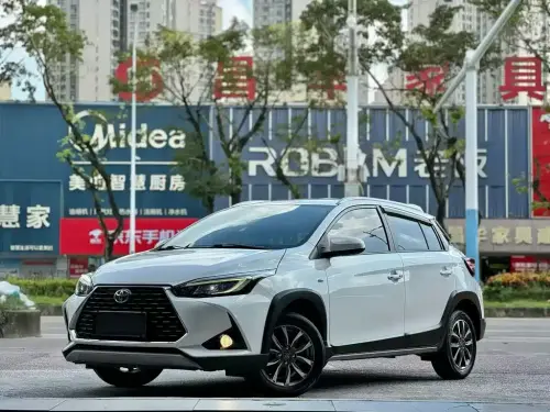 Toyota Yaris L, 2022