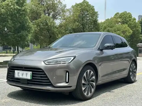 AITO M5, 2022