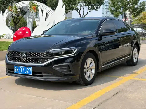 Volkswagen Passat, 2023