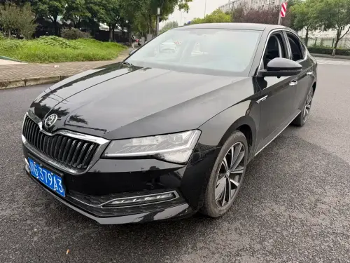 Skoda Superb, 2025