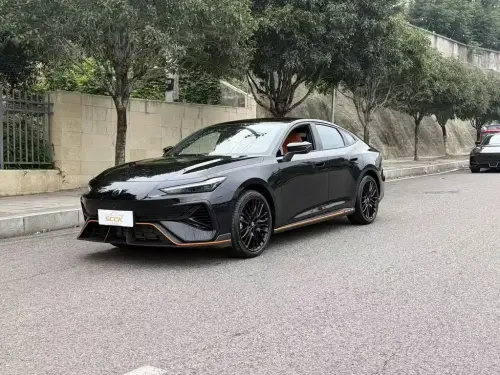 Changan UNI-V, 2025