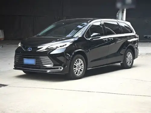 Toyota Sienna, 2023