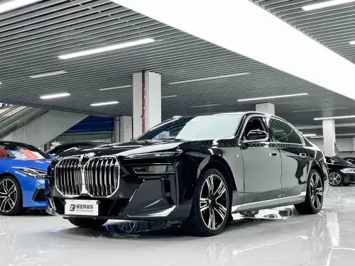 BMW 7-Series, 2024
