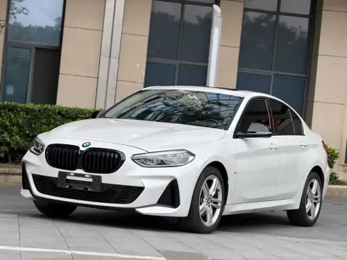 BMW 1-Series, 2021