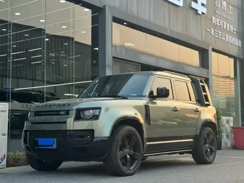 Land Rover Defender, 2025
