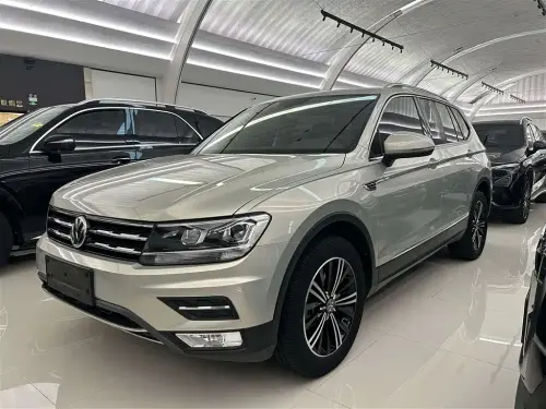 Volkswagen Tiguan, 2020