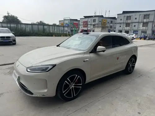 AITO M5, 2025